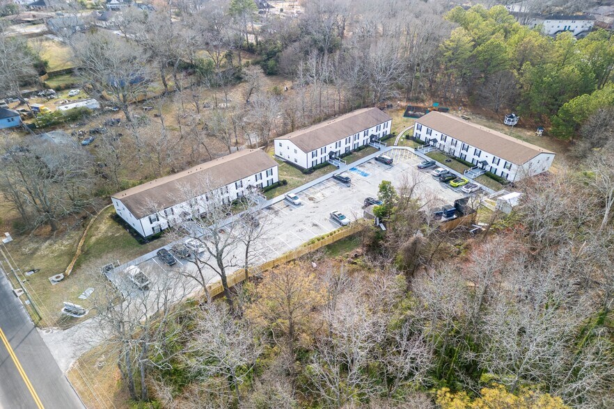 More Photos Of 1204-1216 Lakeview Dr NW, Conyers Multifamily For Sale