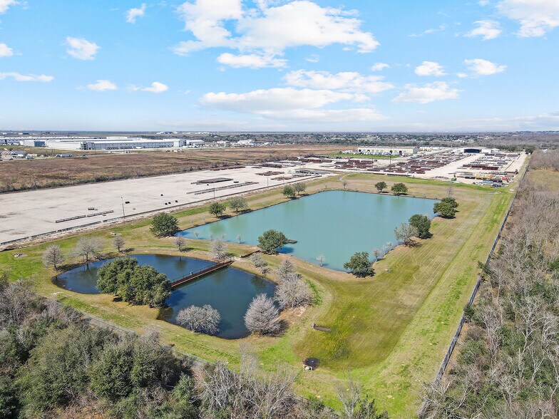More Photos Of 29315 Highway Blvd, Katy Manufacturing For Sale