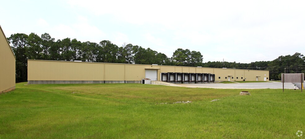 More Photos Of 1679 Clay Rd, Valdosta Distribution For Lease