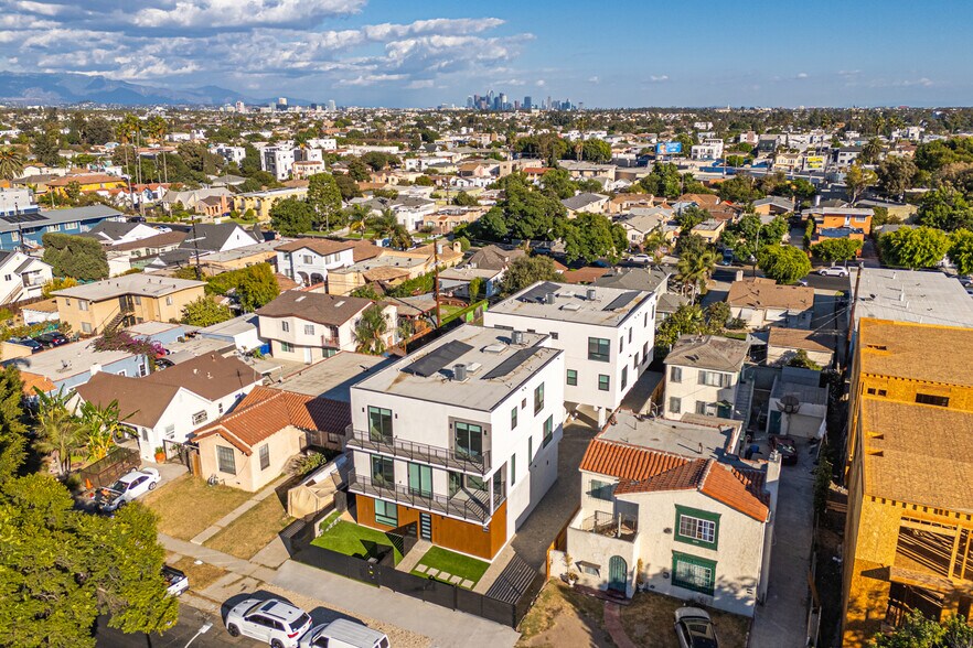 More Photos Of 2200 Thurman Ave, Los Angeles Multifamily For Sale
