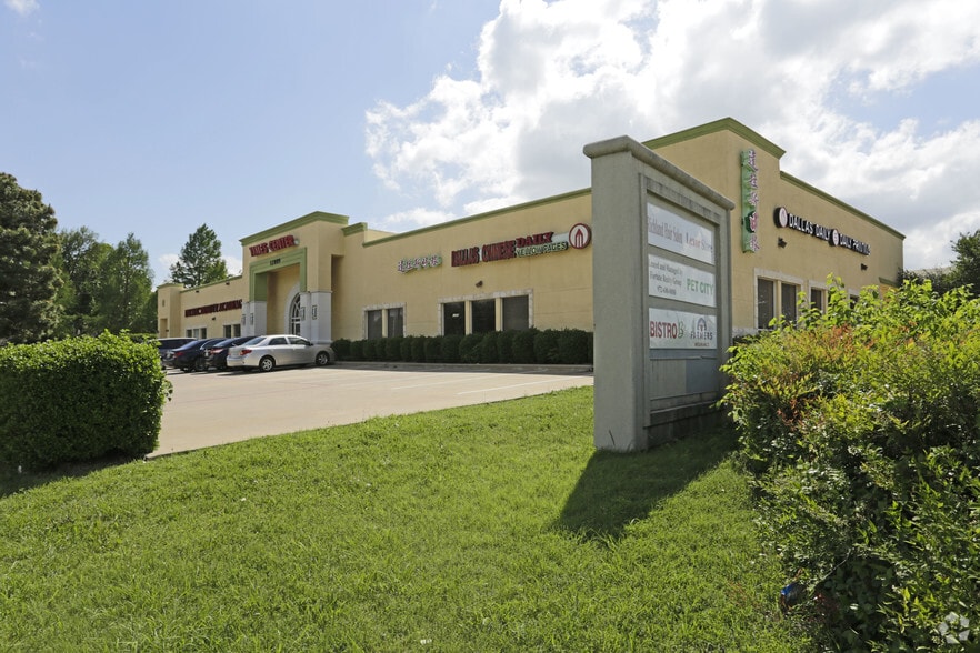 More Photos Of 12809 Audelia Rd, Dallas General Retail For Sale