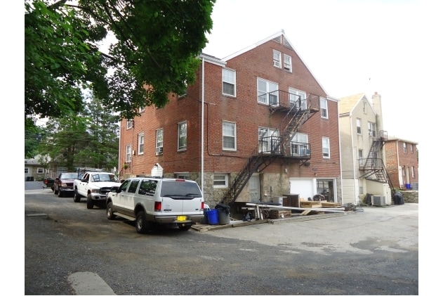 More Photos Of 679 Ferne Blvd, Drexel Hill Office Residential For Lease