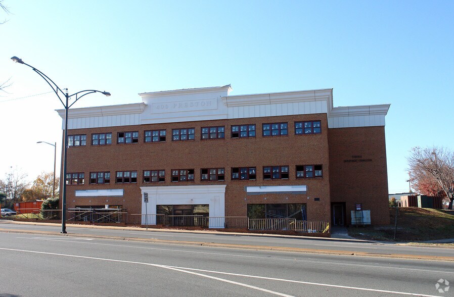 More Photos Of 400 Preston Ave, Charlottesville Office For Lease