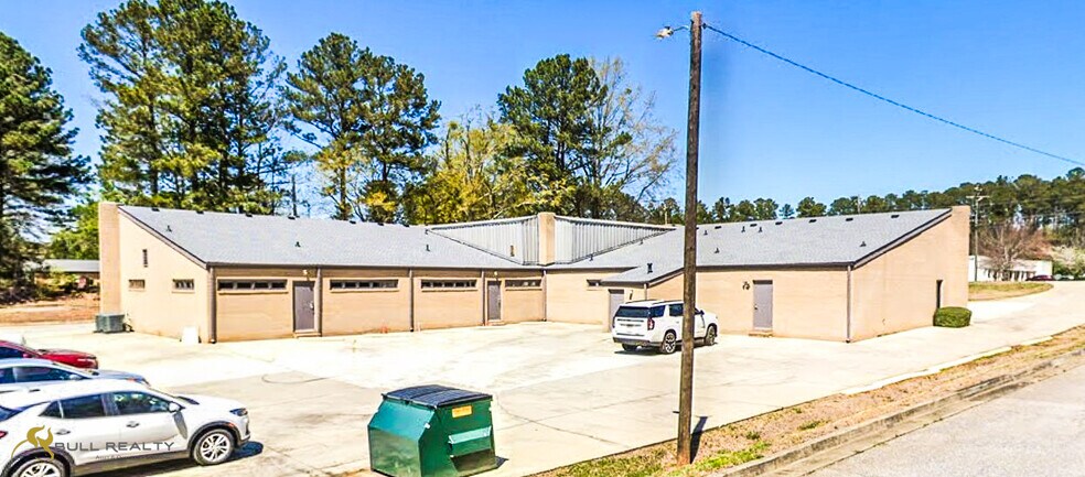 More Photos Of 704 Breedlove Dr, Monroe Medical For Sale