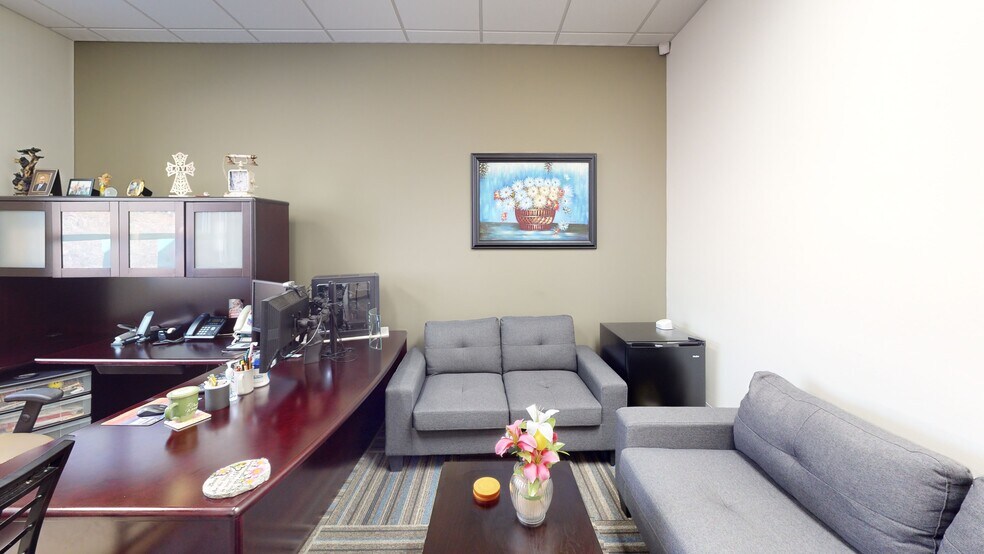 More Photos Of 4802 Cargo Ct, Columbus Office For Sale