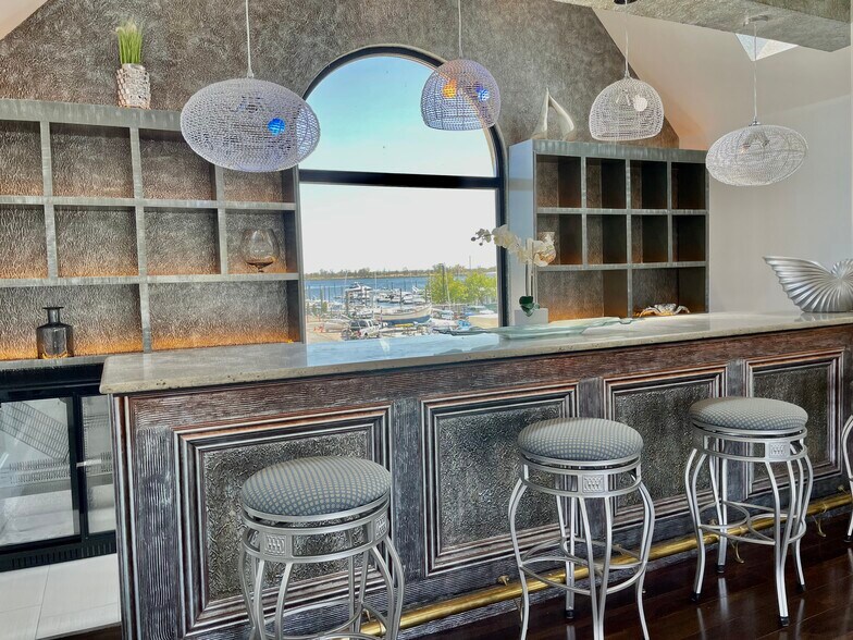 More Photos Of 141 Mansion Ave, Staten Island Restaurant For Sale