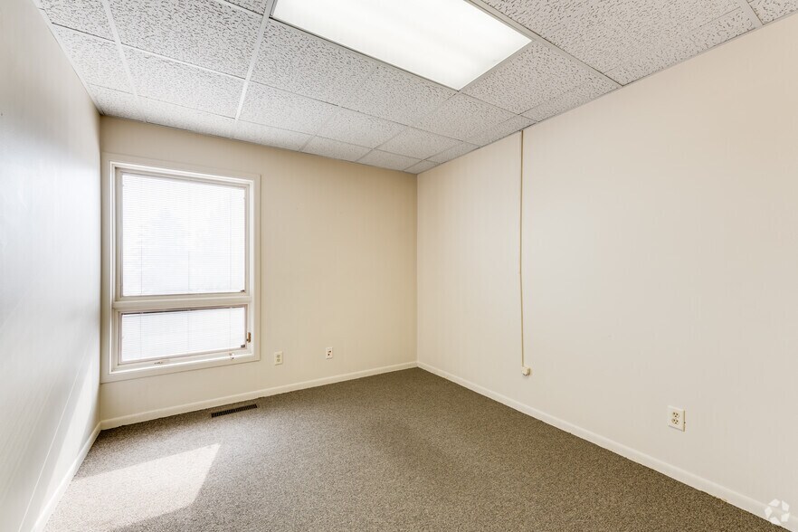 More Photos Of 5380 Holiday Ter, Kalamazoo Office For Sale