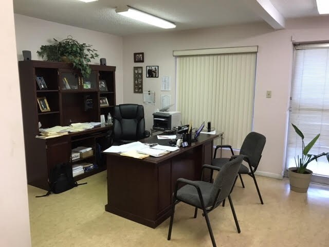 More Photos Of 733 Clearwater Largo Rd N, Largo Storefront For Lease