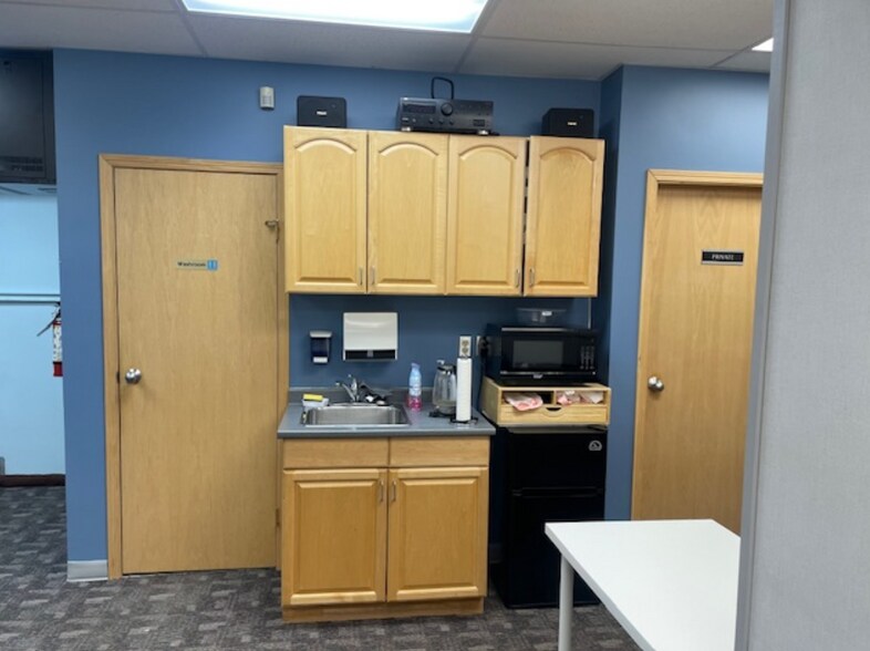 More Photos Of 15736 100 Av NW, Edmonton Storefront Retail Office For Sale