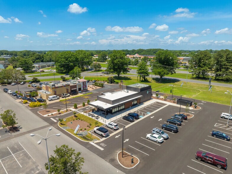 More Photos Of 317 Tilghman Rd, Salisbury General Retail For Sale