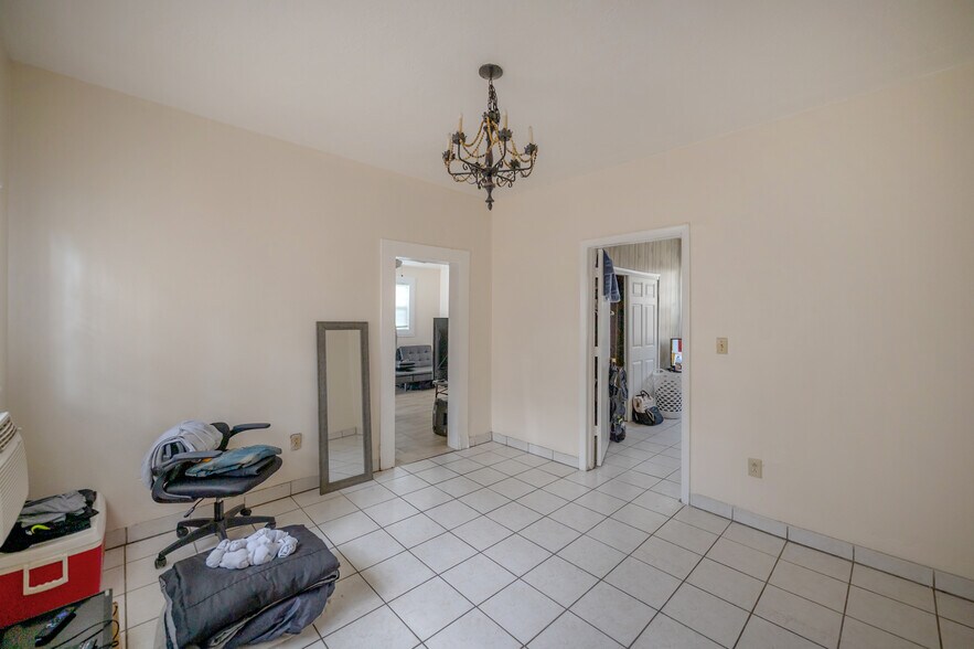 More Photos Of 8312 N 11th St, Tampa Apartments For Sale
