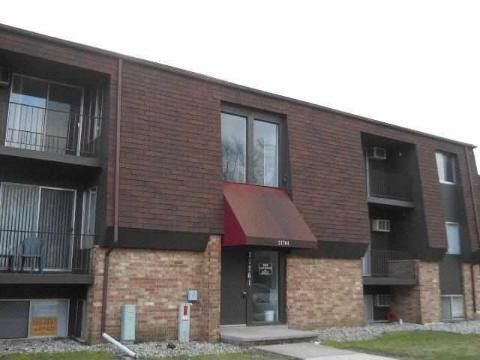 Primary Photo Of 21761 Hillside Dr, Clinton Township Apartments For Sale
