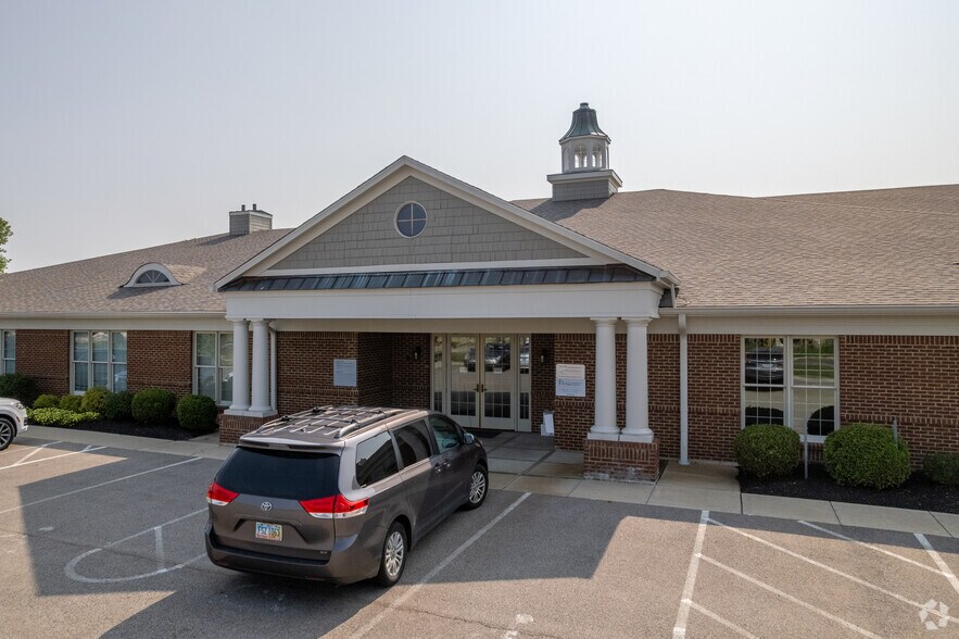 More Photos Of 4834 Socialville Foster Rd, Mason Medical For Lease