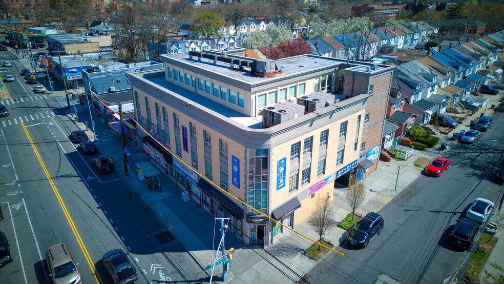 More Photos Of 7543 Parsons Blvd, Flushing Storefront Retail Office For Sale