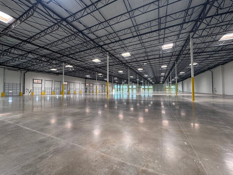 More Photos Of 250 Lauo Loop, Kahului Warehouse For Lease