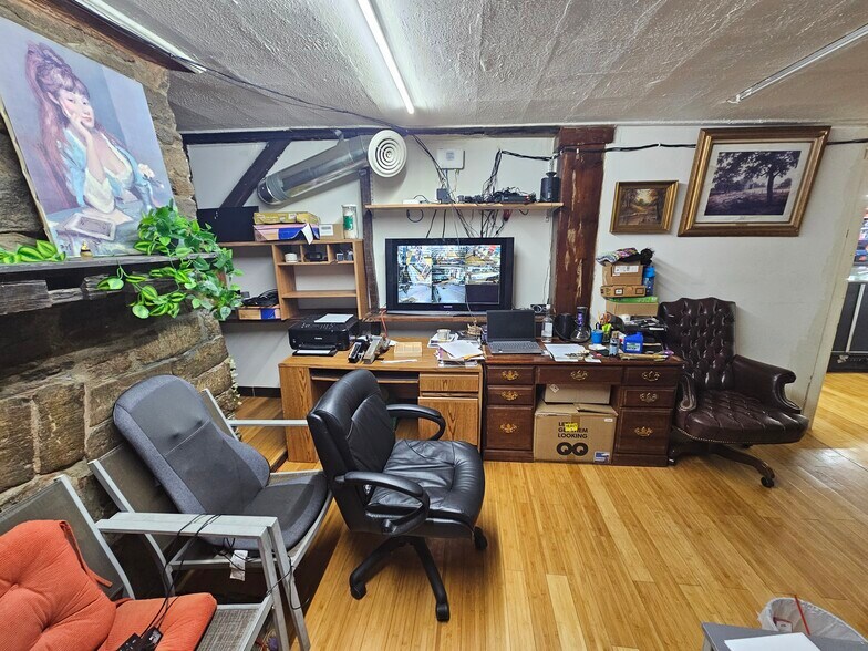 More Photos Of 216 E Main St, Batavia Storefront Retail Residential For Sale