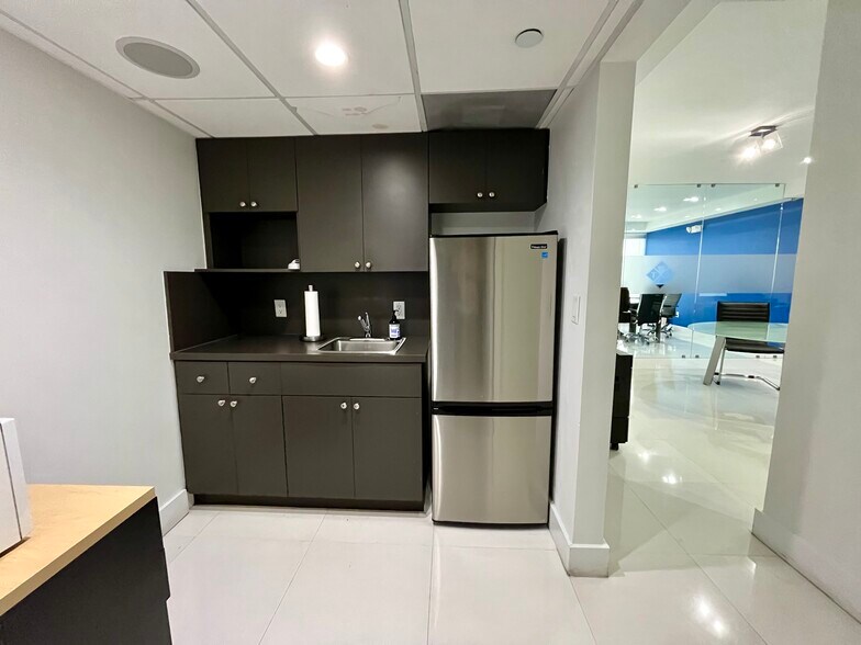 More Photos Of 2030 S Douglas Rd, Coral Gables Loft Creative Space For Sale