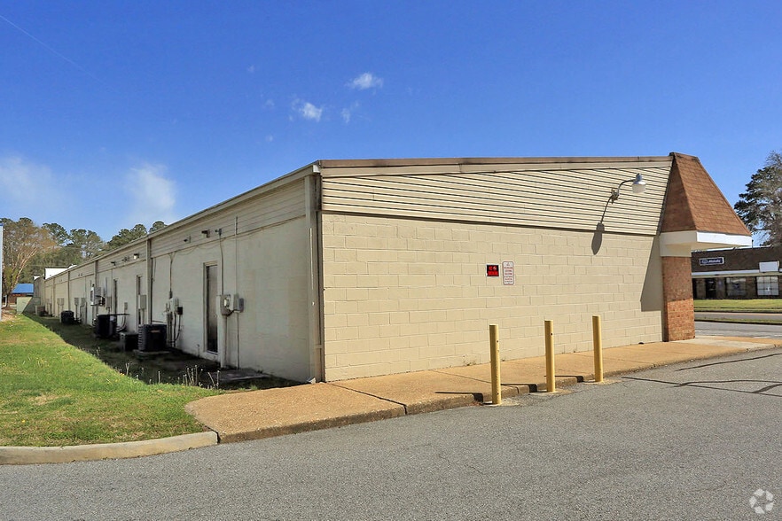 More Photos Of 3580-3591 Forest Haven Ln, Chesapeake Unknown For Lease