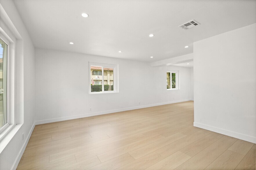 More Photos Of 7010 Lennox Ave, Van Nuys Apartments For Sale