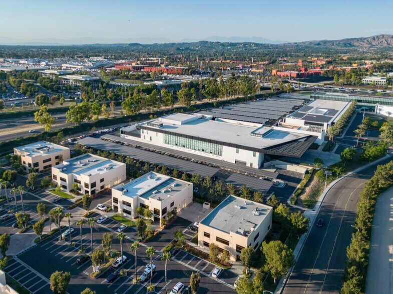 More Photos Of 67 Peters Canyon Rd, Irvine Business Park For Sale