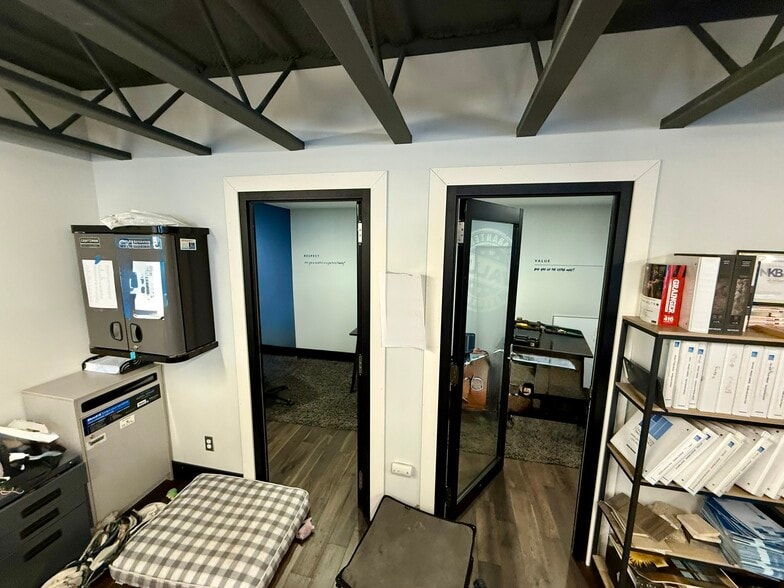 More Photos Of 2220 N Pacific St, Seattle Warehouse For Lease