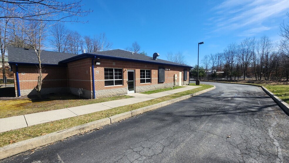 More Photos Of 110 Progress St, East Stroudsburg Medical For Sale