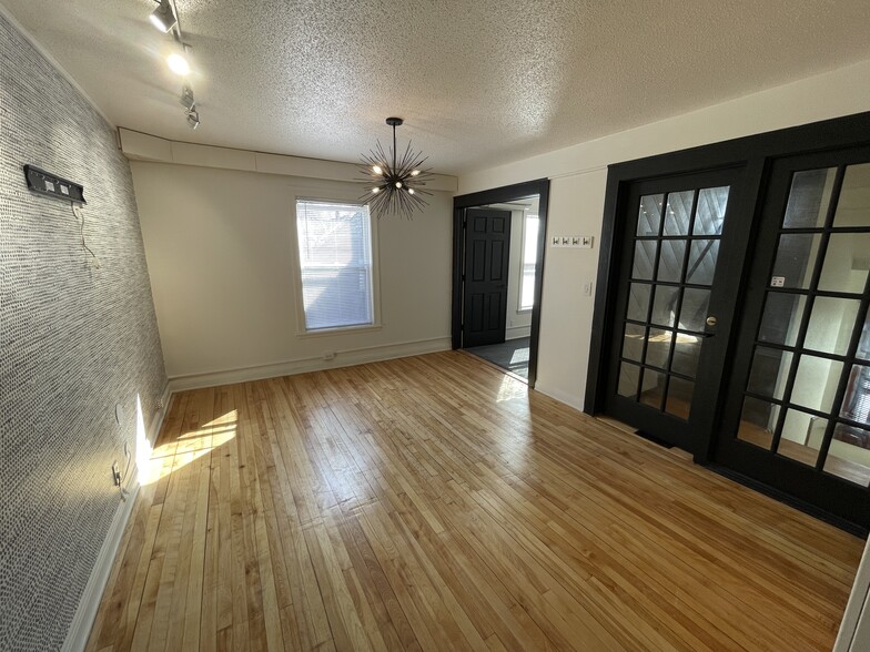 More Photos Of 961 Grand Ave, Saint Paul Storefront Retail Office For Lease