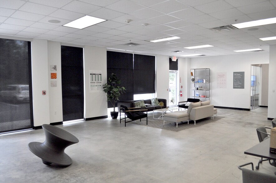 More Photos Of 12682-12690 Telecom Dr, Tampa Office For Sale
