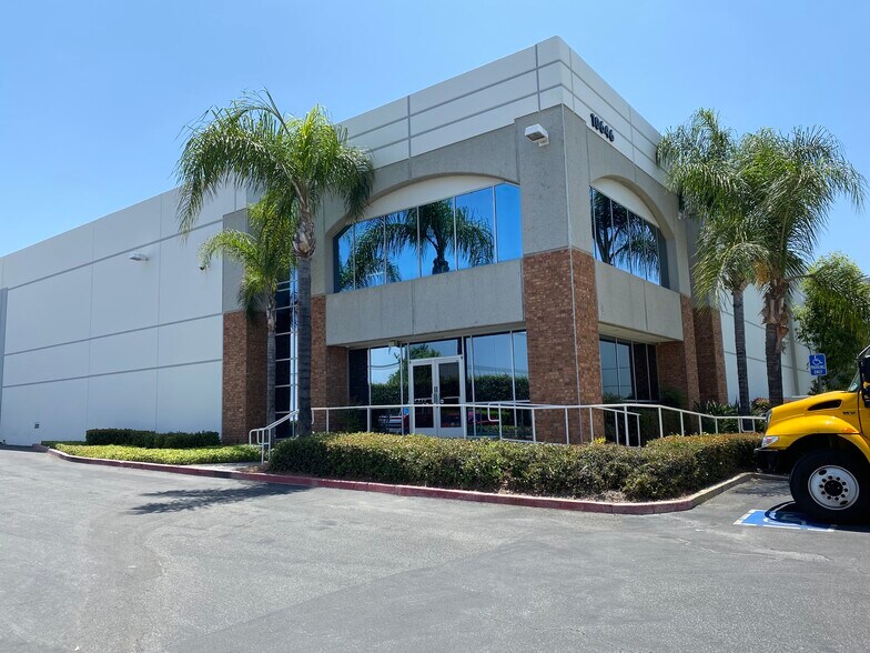 More Photos Of 10646-10658 Bloomfield Ave, Santa Fe Springs Warehouse For Lease