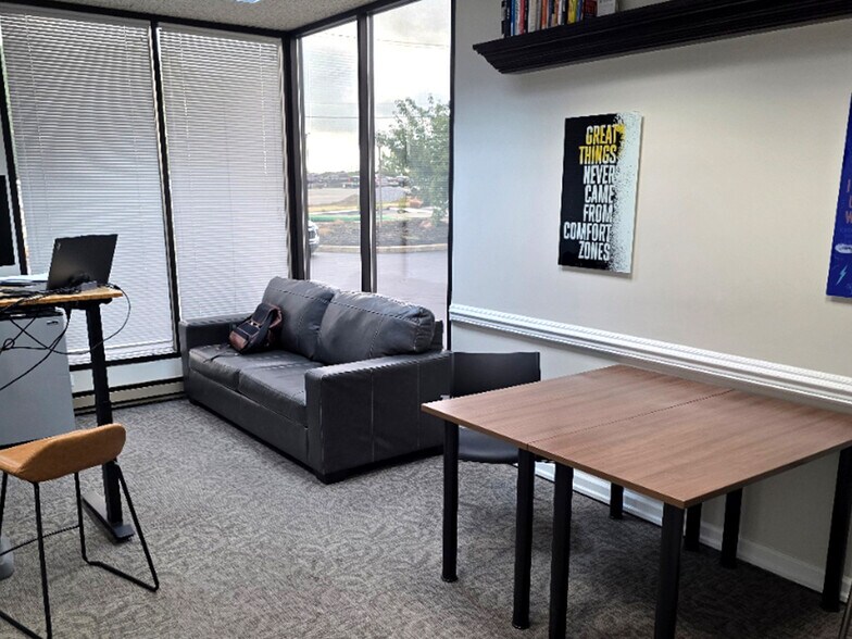 More Photos Of 2525 Eastern Blvd, York Office For Lease