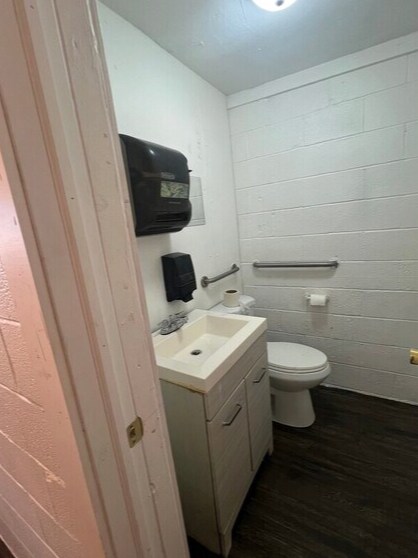 More Photos Of 6735 N Peoria Ave, Tulsa Convenience Store For Sale