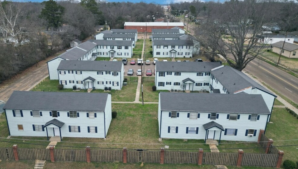 More Photos Of 1225 Bailey Ave, Jackson Apartments For Sale