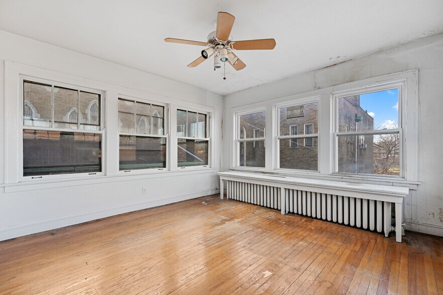 More Photos Of 318 E 74th St, Chicago Specialty For Sale