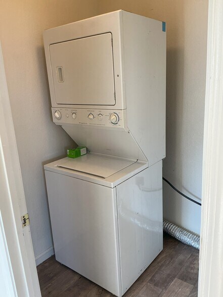 More Photos Of 330 Stewart St, Reno Apartments For Sale