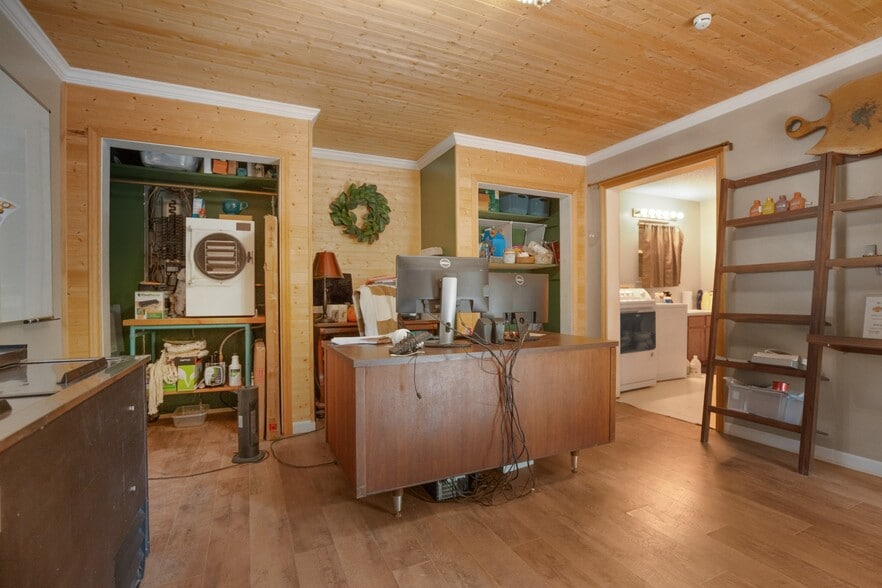 More Photos Of 122 Ouachita River Haven Rd, Pencil Bluff Hotel For Sale