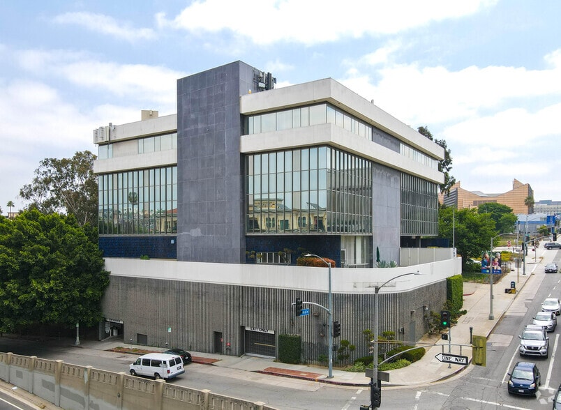 More Photos Of 717 W Temple St, Los Angeles Office For Lease