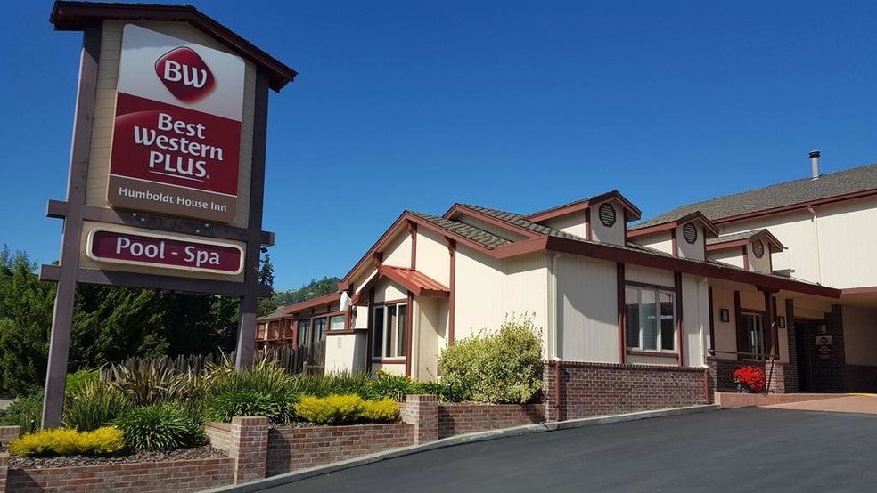 More Photos Of 701 Redwood Dr, Garberville Hotel For Sale