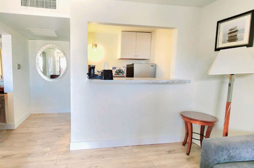 More Photos Of 921 N Bisbee Ave, Willcox Hotel For Sale
