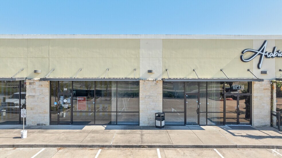More Photos Of 7035 W Grand Pky S, Richmond Storefront For Lease