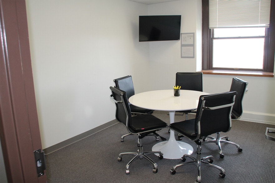 More Photos Of 3100 E 45th St, Cleveland Office For Sale