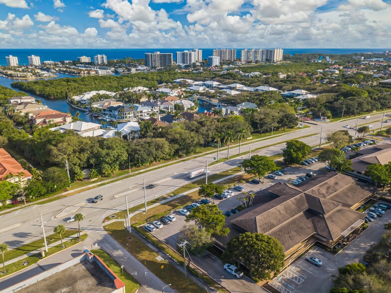 More Photos Of 5499 N Federal Hwy, Boca Raton Office For Sale