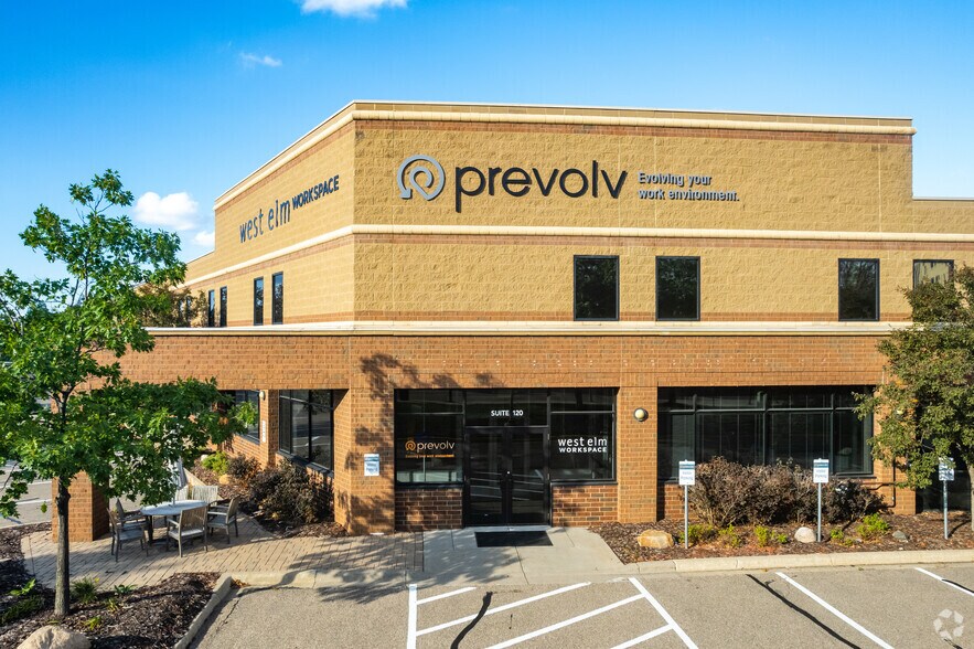 More Photos Of 2635 W University Ave, Saint Paul Unknown For Lease