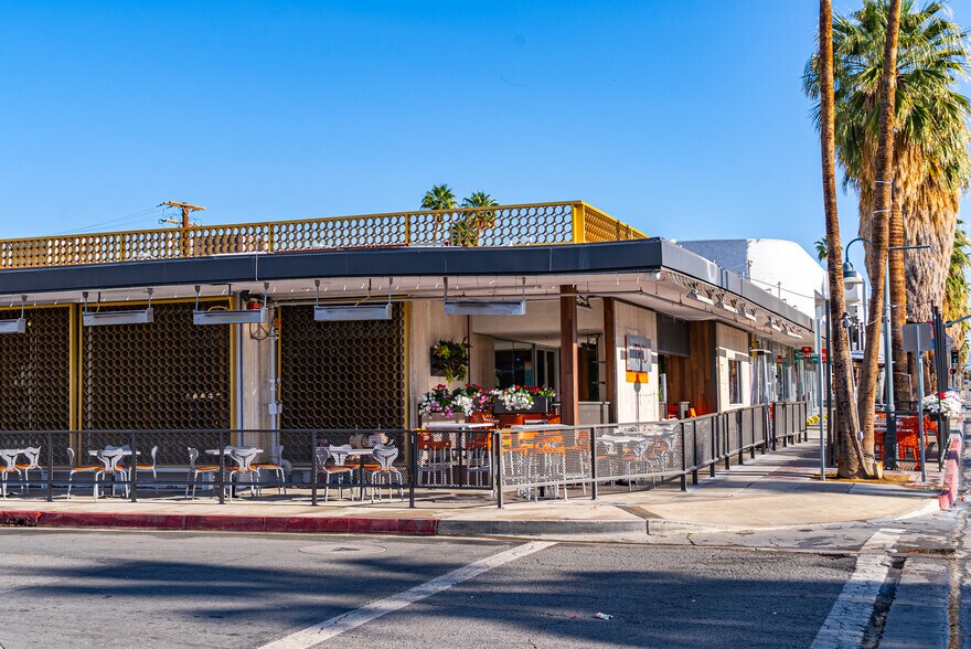 More Photos Of 707-745 N Palm Canyon Dr, Palm Springs Restaurant For Lease