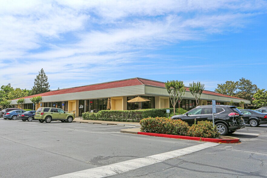 More Photos Of 325 N Wiget Ln, Walnut Creek Flex For Sale