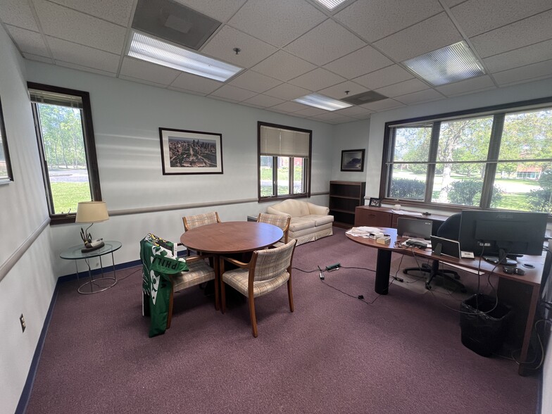 More Photos Of 59 General Warren Blvd, Malvern Medical For Lease