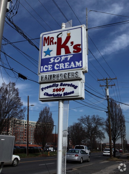 More Photos Of 2107 South Blvd, Charlotte Fast Food For Lease