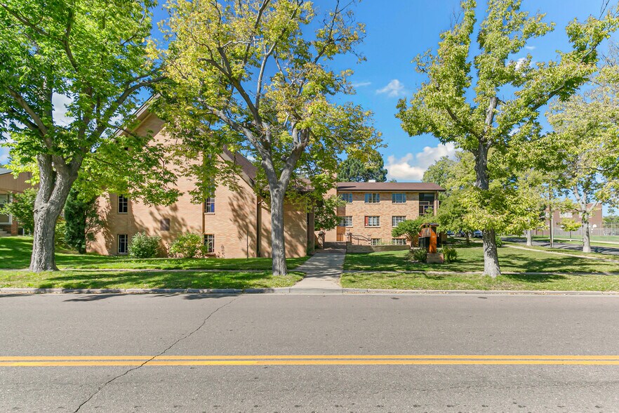 More Photos Of 3955-3995 N Irving St, Denver Religious Facility For Lease