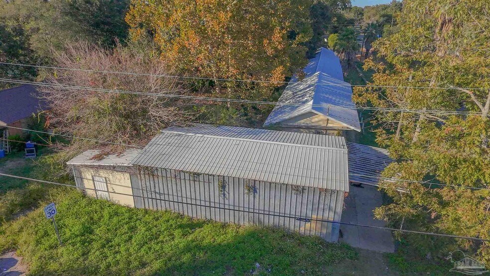 More Photos Of 1201 T St, Pensacola Freestanding For Sale