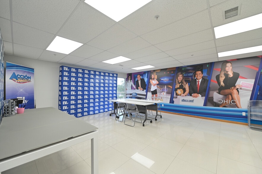 More Photos Of 7770 NW 46th St, Doral Warehouse For Sale
