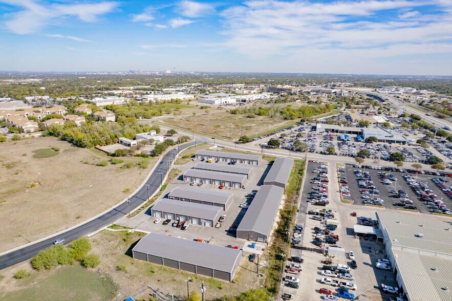 More Photos Of 2203 Cascade Pky, San Antonio Unknown For Lease